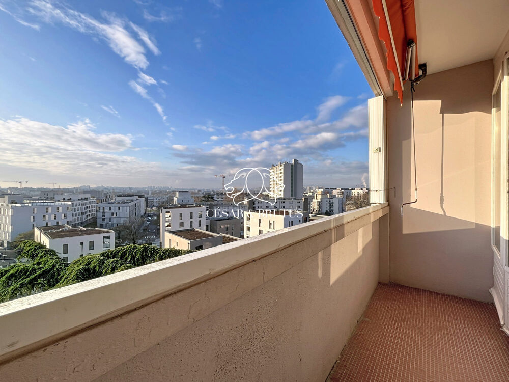 GRAND T2 AU DERNIER ETAGE AVEC BALCON, CAVE ET GARAGE