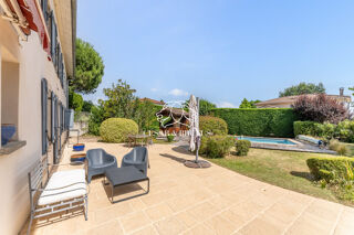  Maison à vendre 6 pièces 198 m²