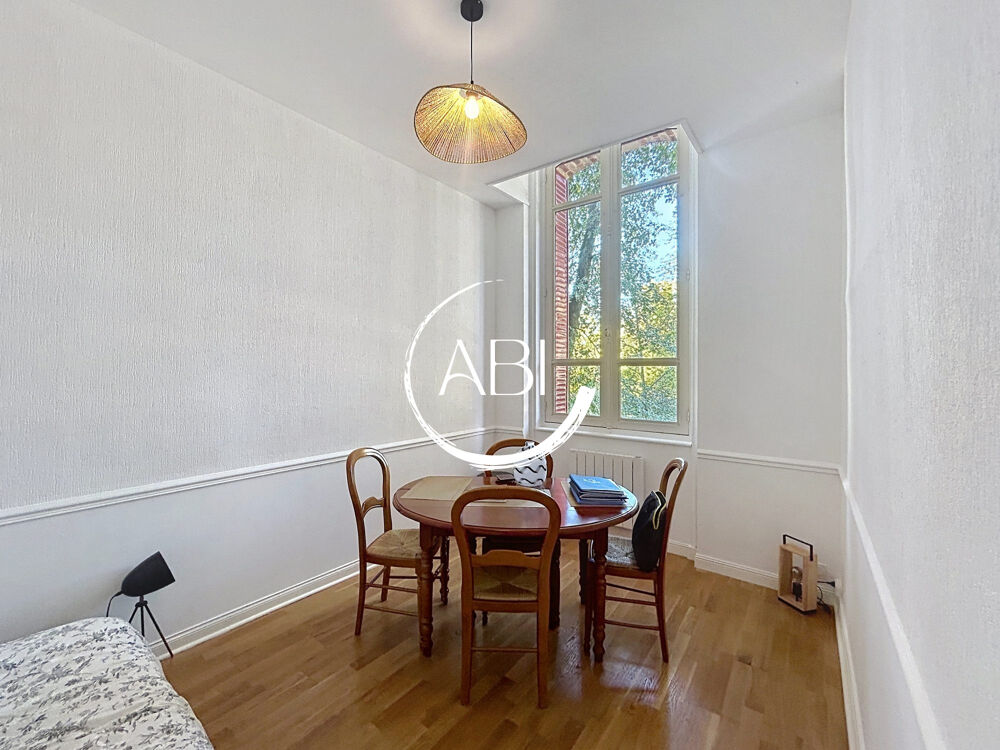 Appartement TROIS PIECES + CHAMBRE au 5ème étage