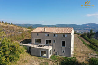  Maison  vendre 8 pices 267 m