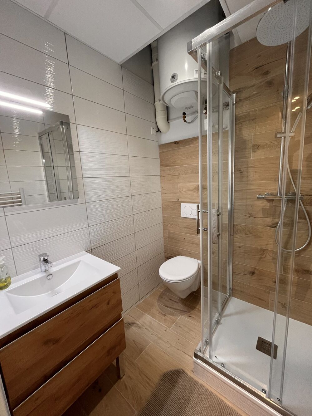 Location Appartement COQUET STUDIO MEUBLE RENOVE Lyon 1