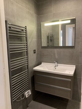  Appartement � louer 4 pi�ces 125 m�