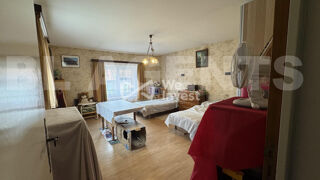  Maison � vendre 8 pi�ces 213 m�