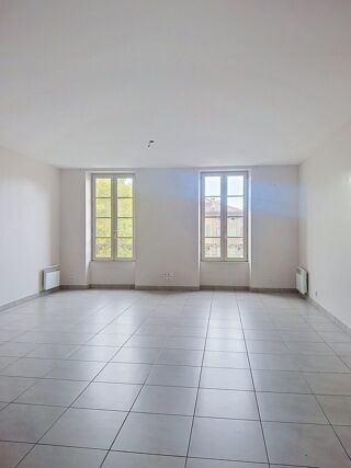 Location Appartement Centre de Réalmont - Grand appartement T3 Réalmont