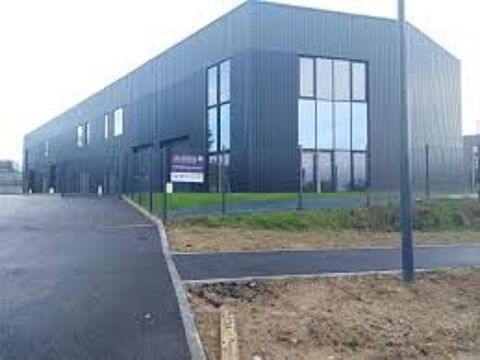 Vannes Est - A louer Local d'activit&eacute; de 210 m&sup2; environ 1560 56450 Theix-noyalo