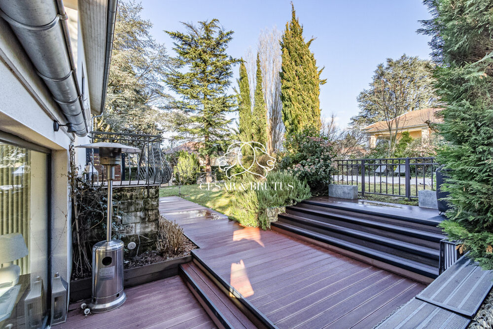 � vendre  Maison Champagne-au-Mont-d'Or (69410)