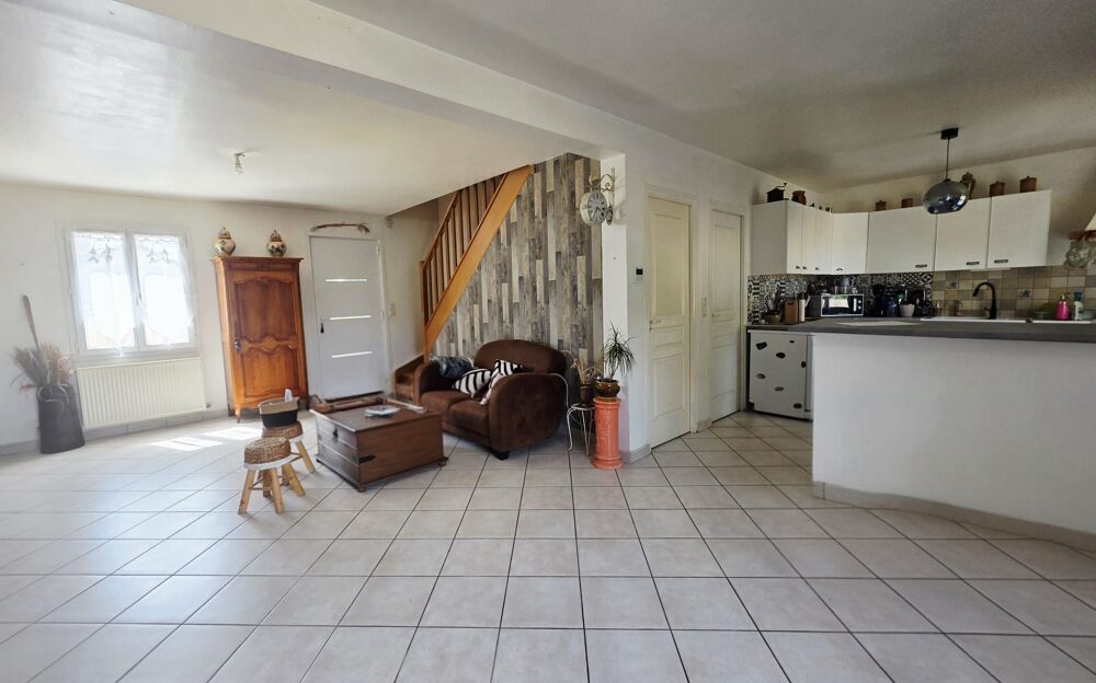 Location Maison Pavillon 3 chambres avec garage et jardin Cuts