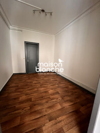  Appartement à louer 1 pièce 30 m²