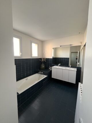  Maison � louer 5 pi�ces 130 m�