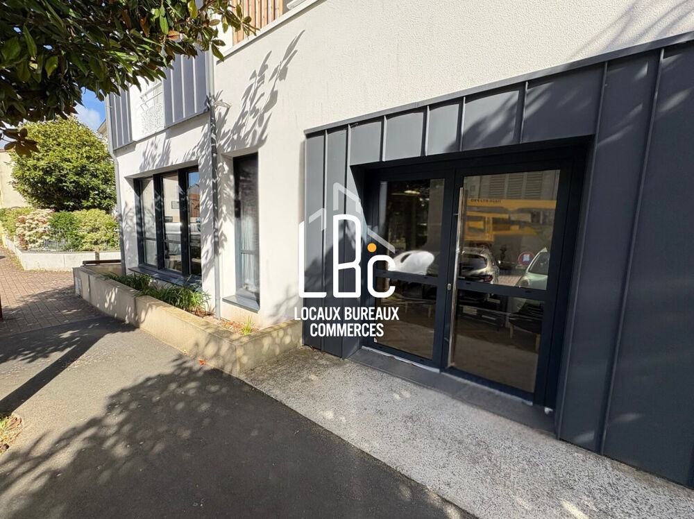   St Julien de Concelles - Local commercial 150 m2 