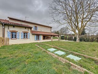  Maison à louer 5 pièces 162 m²