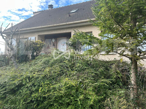   TOP EXCLU !!! PAVILLON 200M2 PLUS SOUS SOL SUR 1250M2 TERRAIN Maison - 7 pi�ce(s) - 180 m�