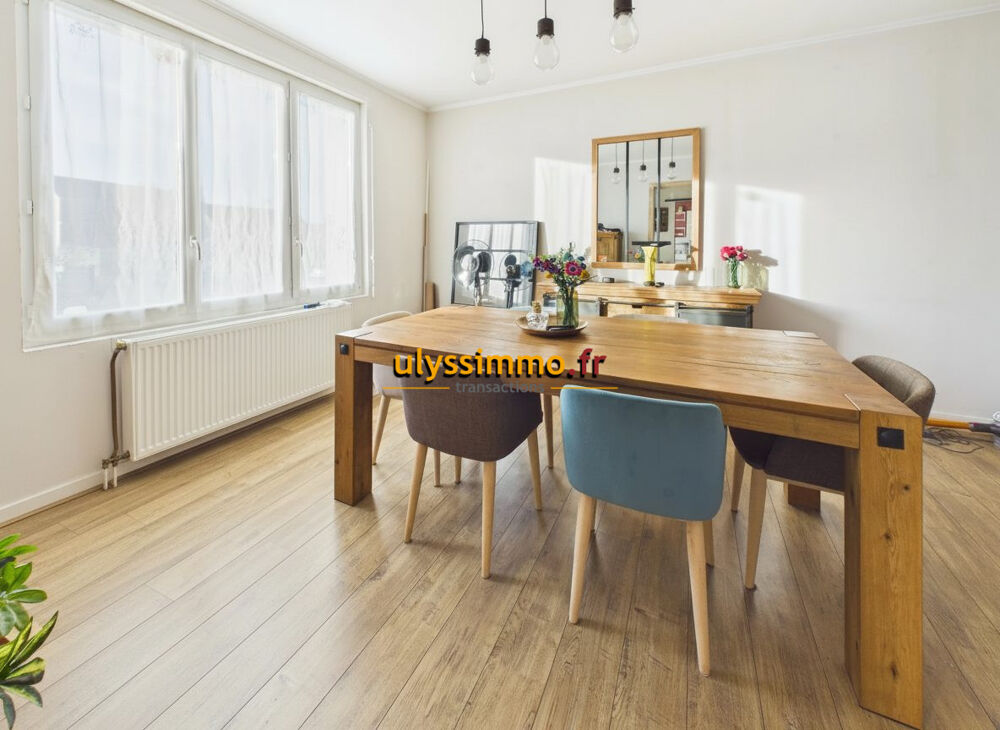 Vente Maison grande maison rénovée de trois chambres Rosières-en-santerre