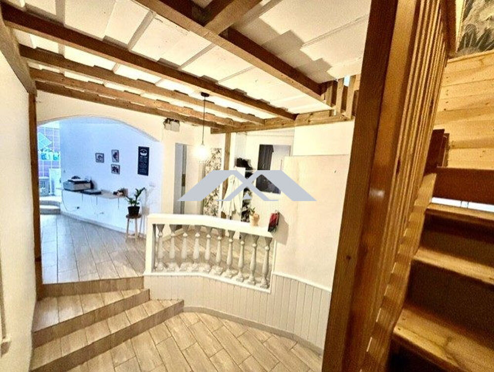 Vente Maison Grande maison familiale à 10 minutes du centre ville Saint-joseph
