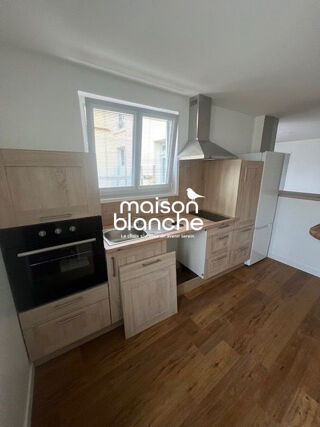  Appartement à louer 2 pièces 37 m²
