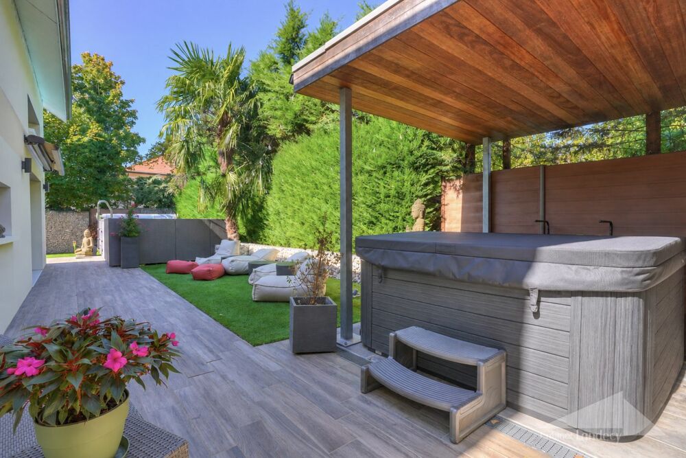 Vente Maison Maison 6 pièces à vendre - Prévessin-Moëns Prévessin-moëns