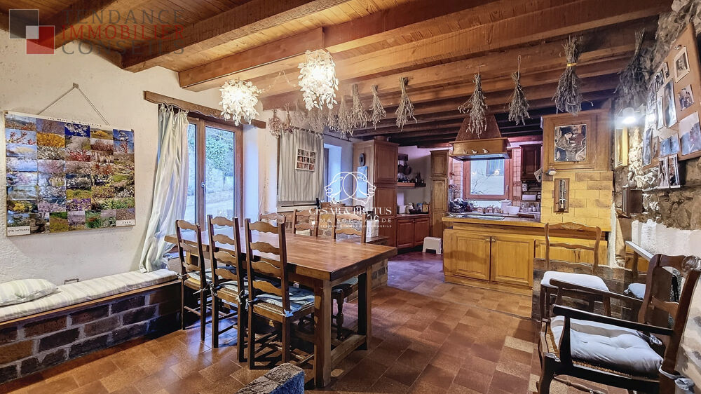 à vendre  Maison Vaux-en-Beaujolais (69460)