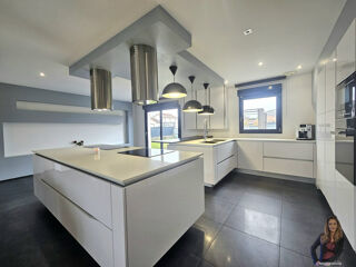  Maison � vendre 6 pi�ces 140 m�