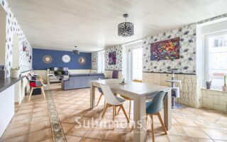  Maison � vendre 9 pi�ces 220 m�