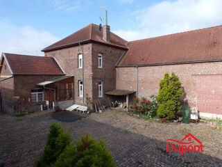  Maison � vendre 8 pi�ces 234 m�