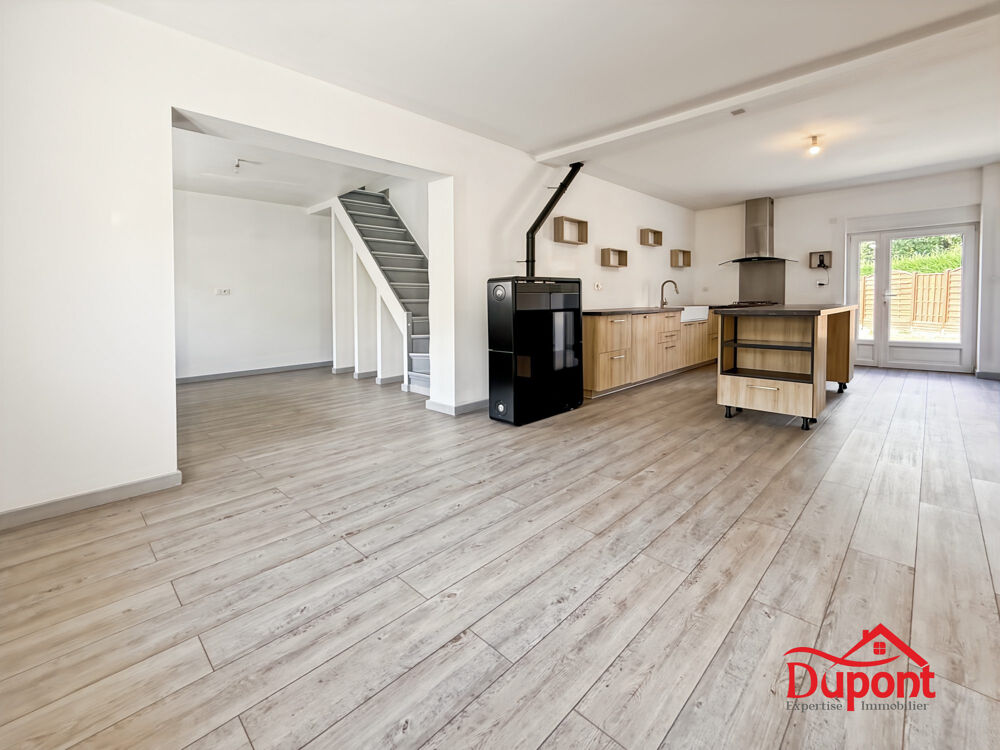 À Vendre : Maison Entièrement Rénovée à Haybes  Aucun Tr