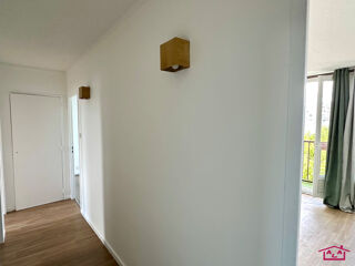  Appartement à louer 4 pièces 70 m²