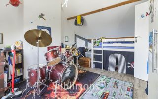  Maison  vendre 6 pices 211 m