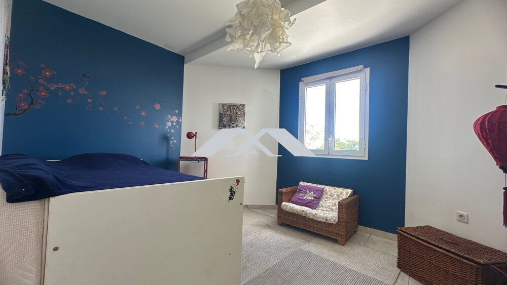 � vendre  Maison Saint-Pierre (97410)