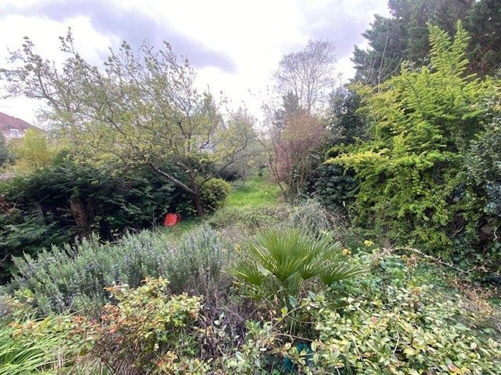 maison de 220 m² sur un terrain de 534 m² à rénover
