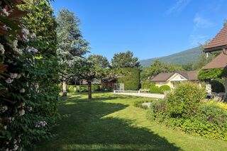  Maison  vendre 7 pices 240 m