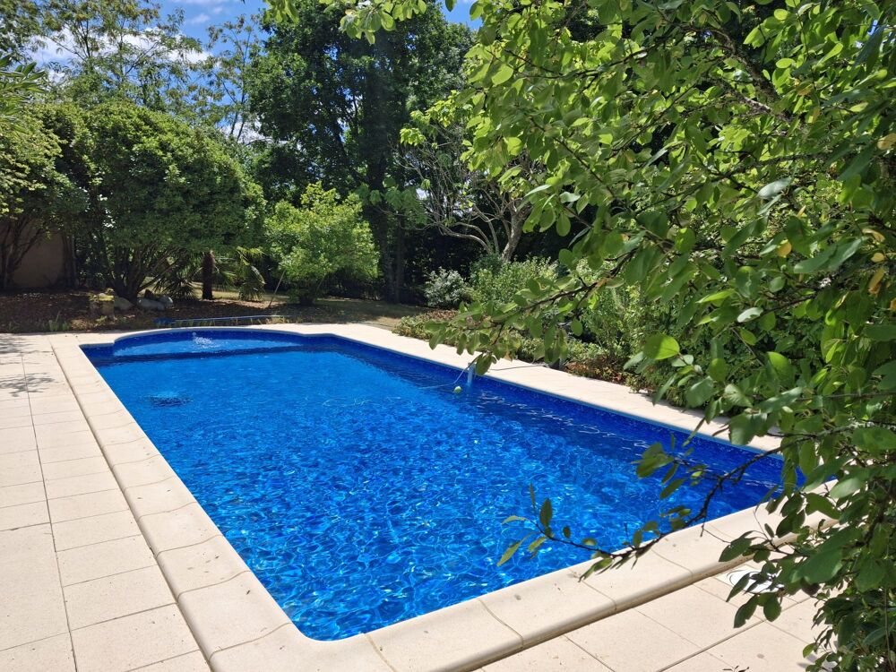 Vente Maison Maison ancienne en pierre 5 chambres avec jardin et piscine Beaumontois en périgord