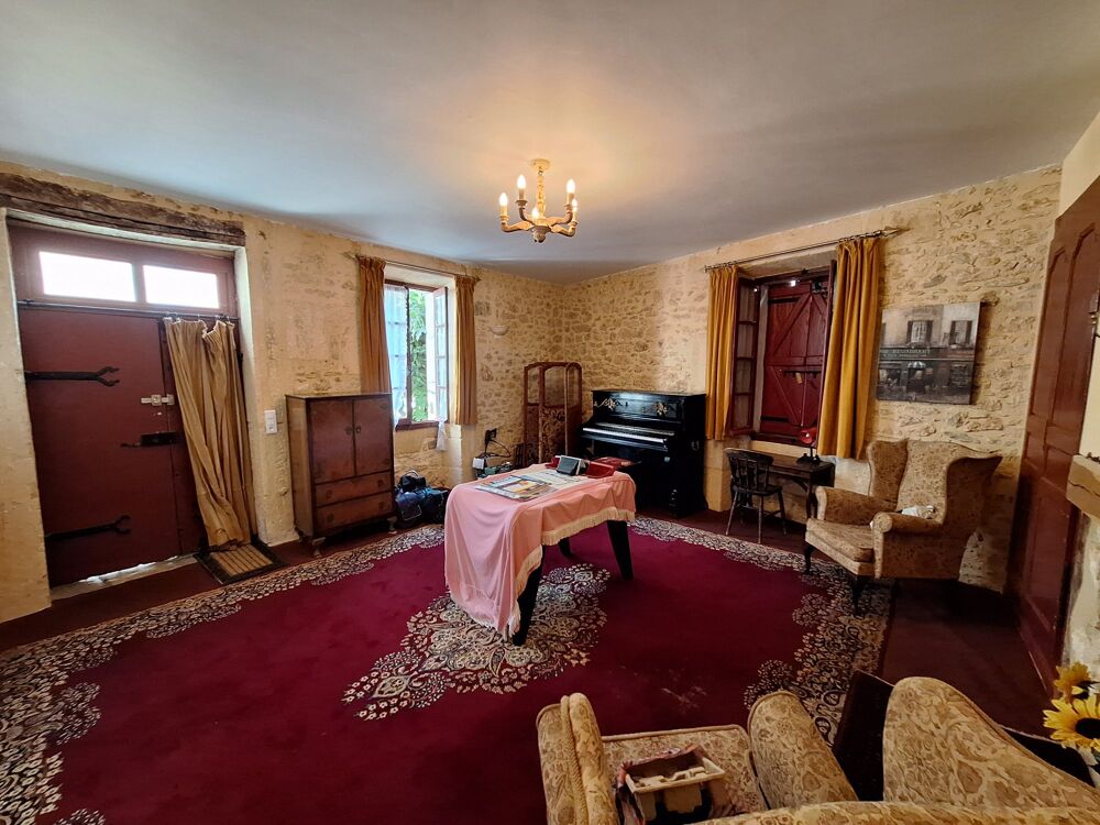 Vente Maison Ancien Presbytère avec piscine. Lacapelle-biron