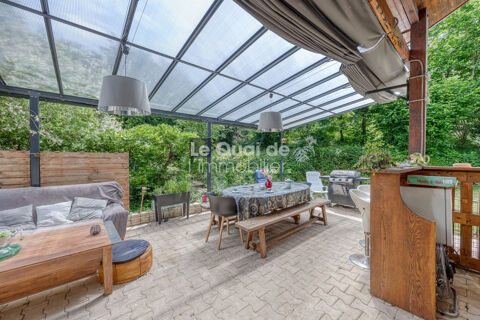   A VENDRE : MAISON 7 PIECES (154 m) + PISCINE + STUDIO INDEPEND Maison - 7 pice(s) - 154 m