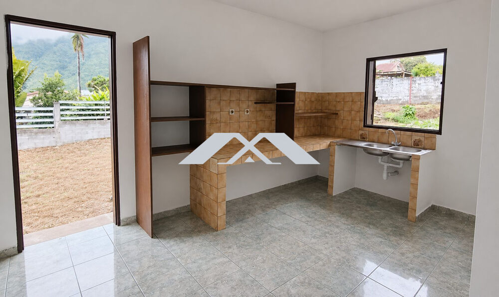 Maison F3 aux Makes