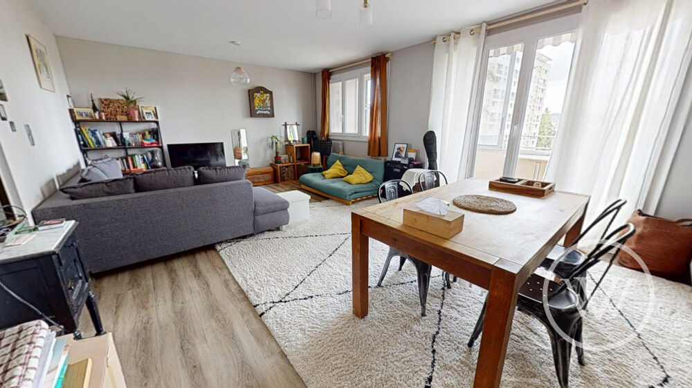Vente Appartement T4 avec Terrasse & Garage rue des Jardins Besançon