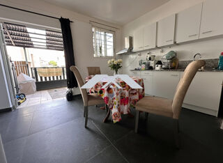  Immeuble � vendre 375 m�