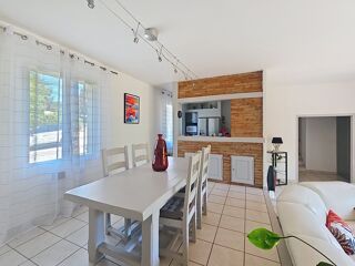  Maison à louer 4 pièces 170 m²