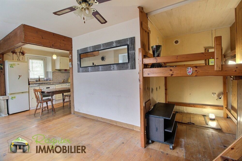 NANGY  Studio à rénover avec jardin privatif, cave, garage