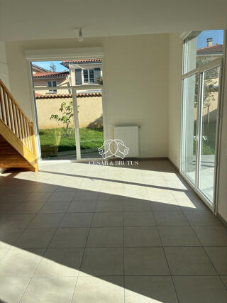  Appartement � vendre 4 pi�ces 85 m� Corbas