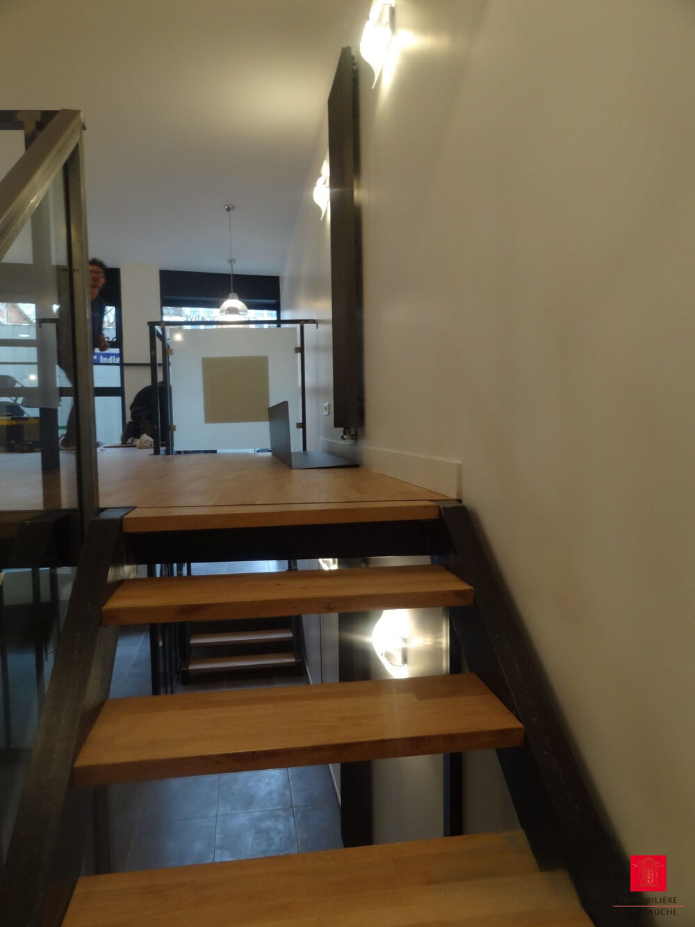   LOCAL PROFESSIONNEL DE TYPE BUREAUX Lyon 3