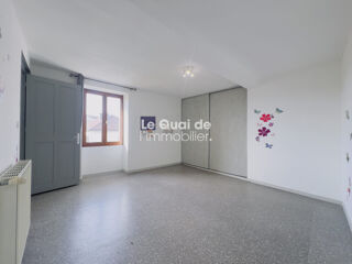  Maison à louer 4 pièces 126 m²