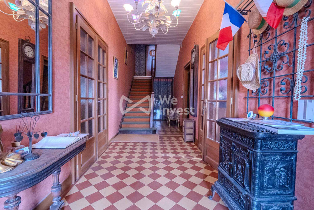 Demeure de caractère 453 m² avec T3, studio, garages et activi