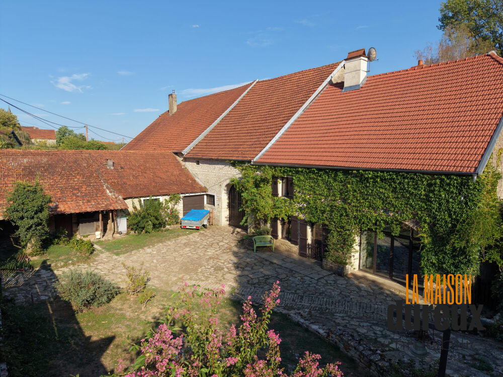 Vente Maison Maison ancienne, 185 m2 trés bel environement Renaucourt