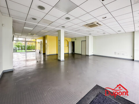 Local commercial &agrave; vendre avec de beaux volumes et un petit ext 162500 59400 Cambrai