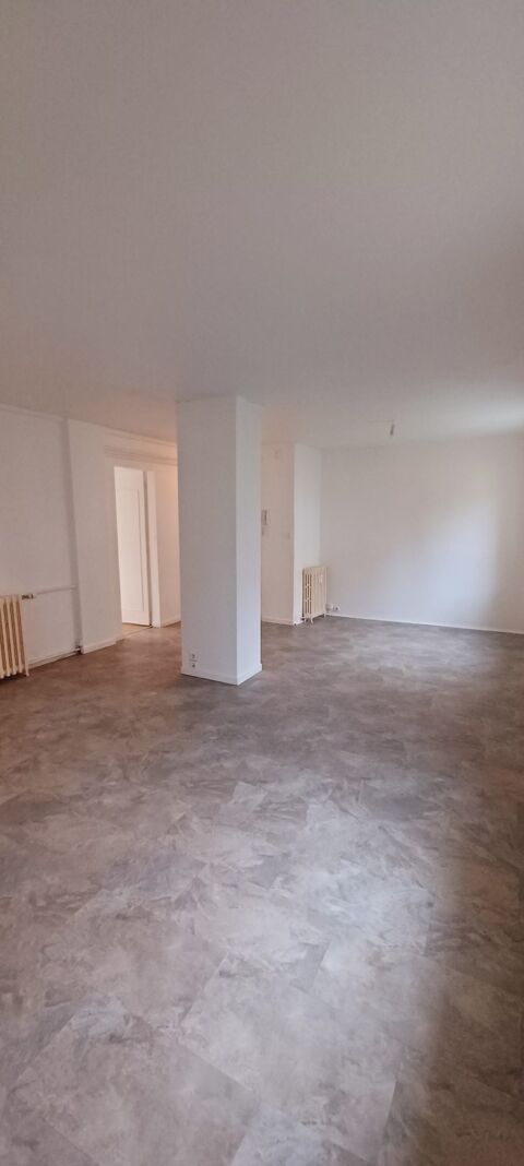  Appartement � louer 5 pi�ces 82 m�