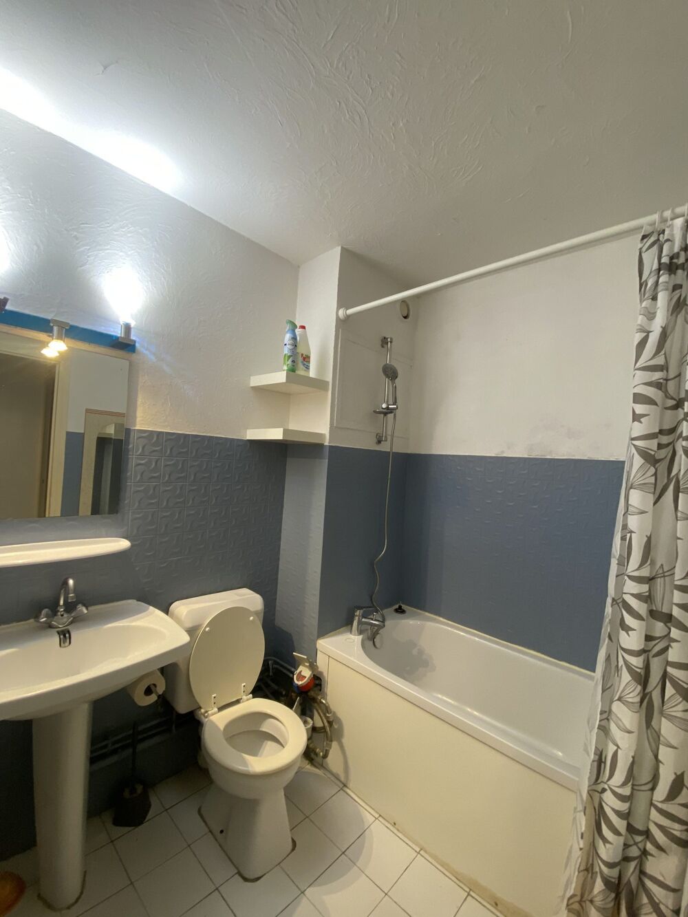 Location Appartement Dans résidence avec piscine, concierge Grenoble