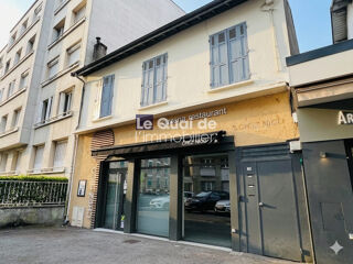  Immeuble à vendre 217 m² Grenoble