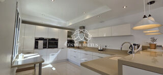  Maison � vendre 8 pi�ces 200 m�