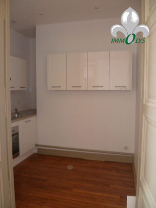  Appartement � louer 4 pi�ces 79 m�