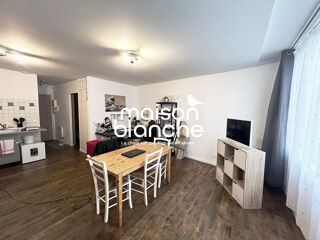  Immeuble à vendre 200 m²